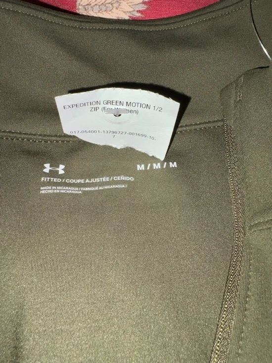 Under Armour Expedition Green 1/2 Zip Performance Pullover - Picture 2 of 3